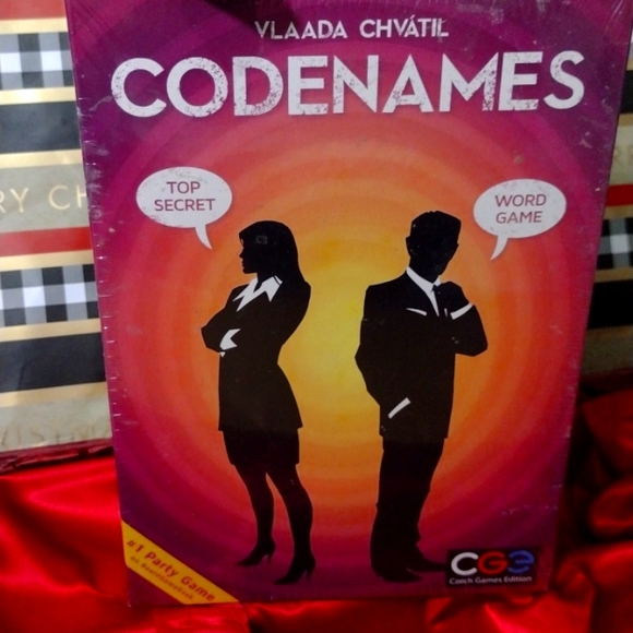 #1 GEEK Boardgame CODENAMES Top Secret Word Game #1 Party Game NWT - Picture 6 of 6